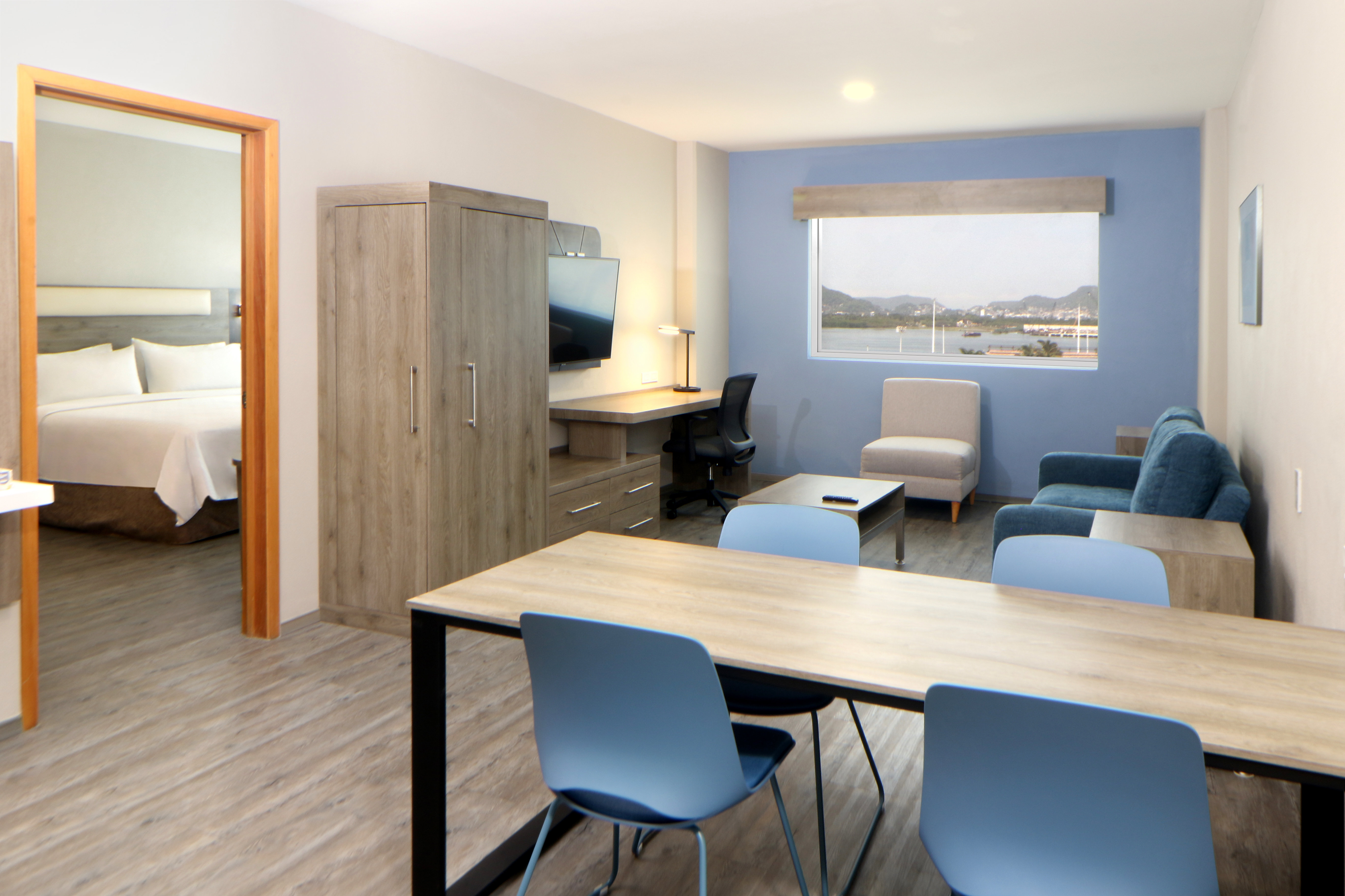 Holiday Inn Express Manzanillo 30/50