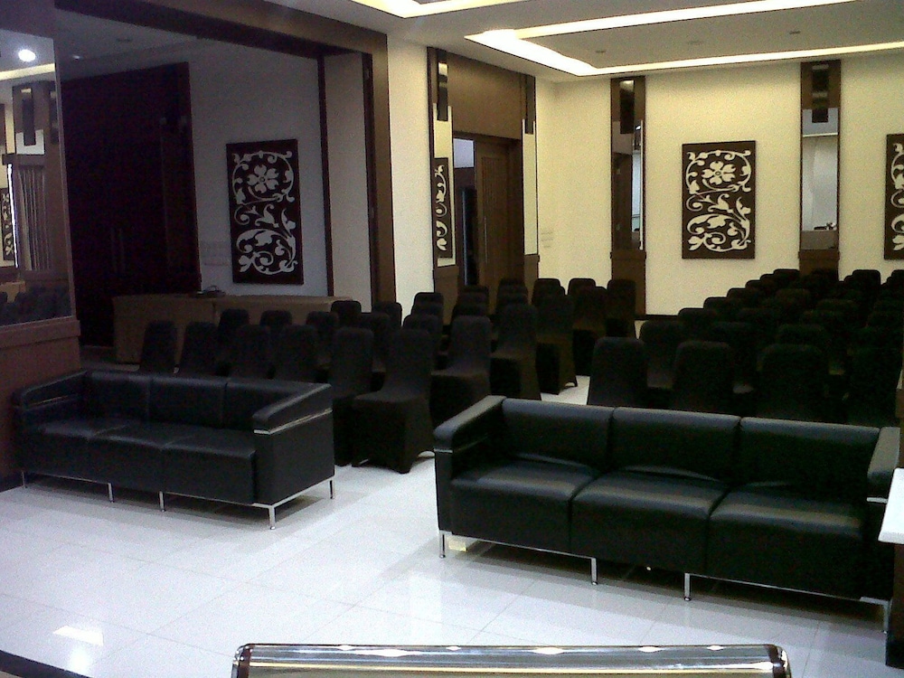 Ayla City Hotel 41/57