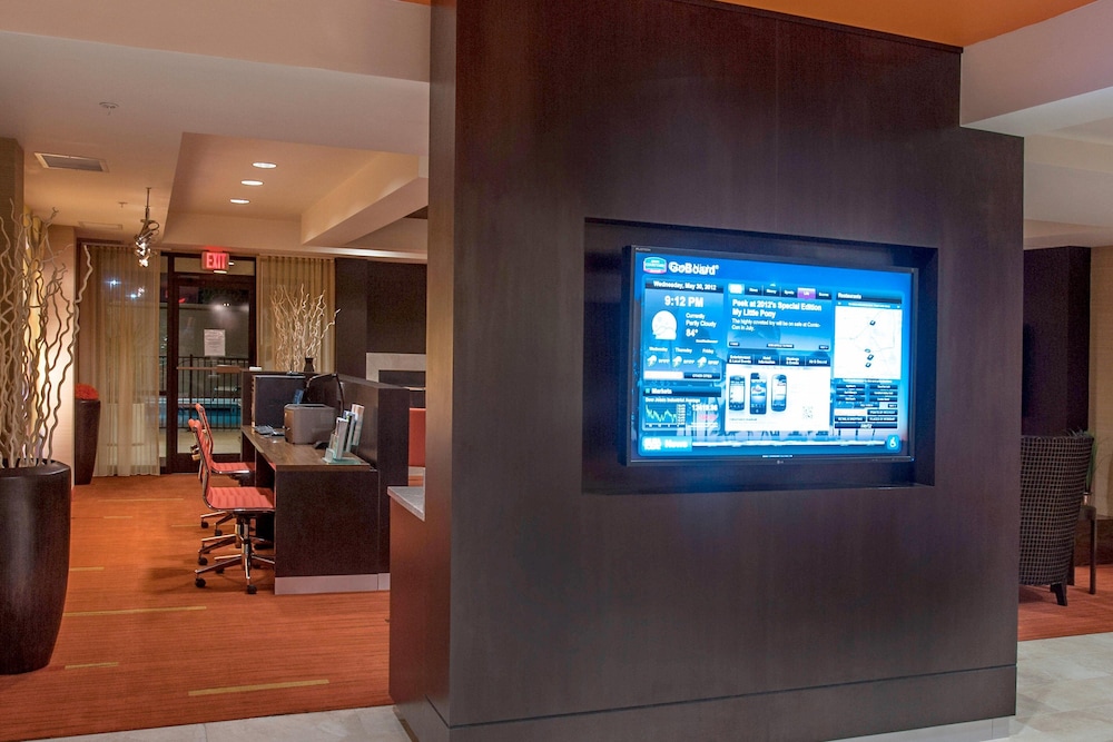 Courtyard By Marriott Lakeland 9/50