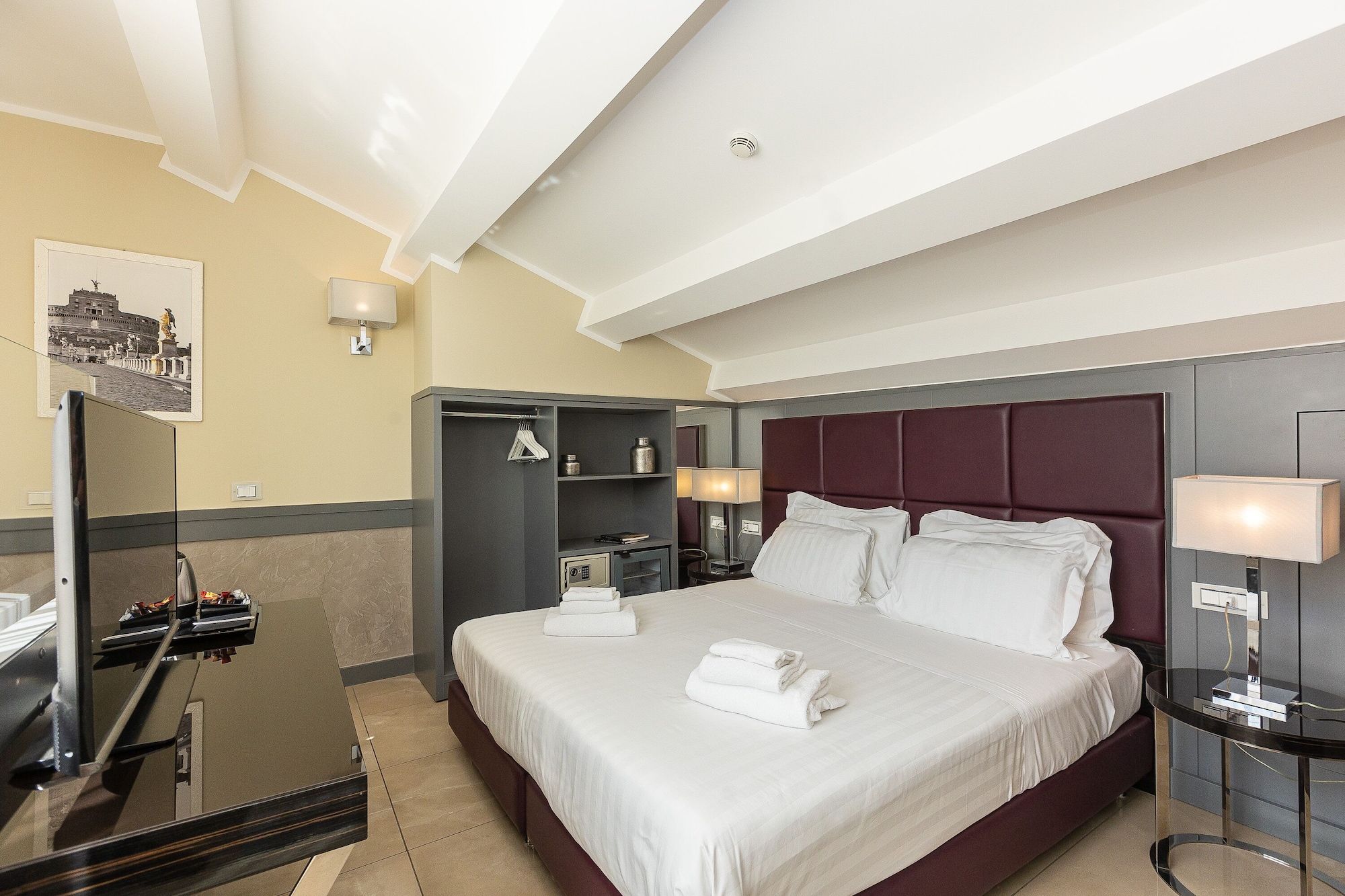 غرفة فاخرة بسرير كوين بإطلالة على المدينة بجاكوزي، Hotel Castellino Roma 4/6