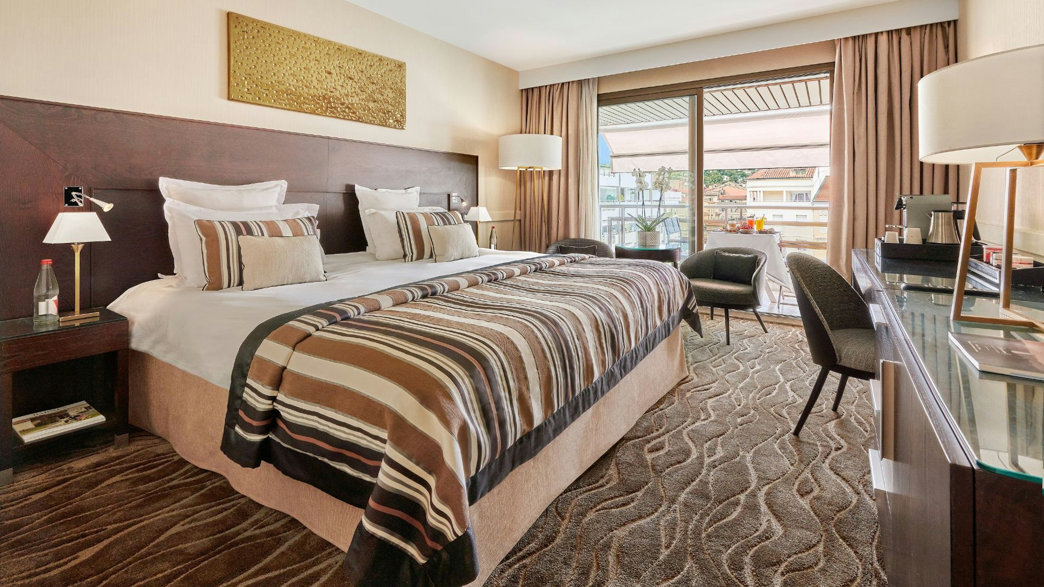 Hotel Barriere Le Gray D Albion Cannes 27/75