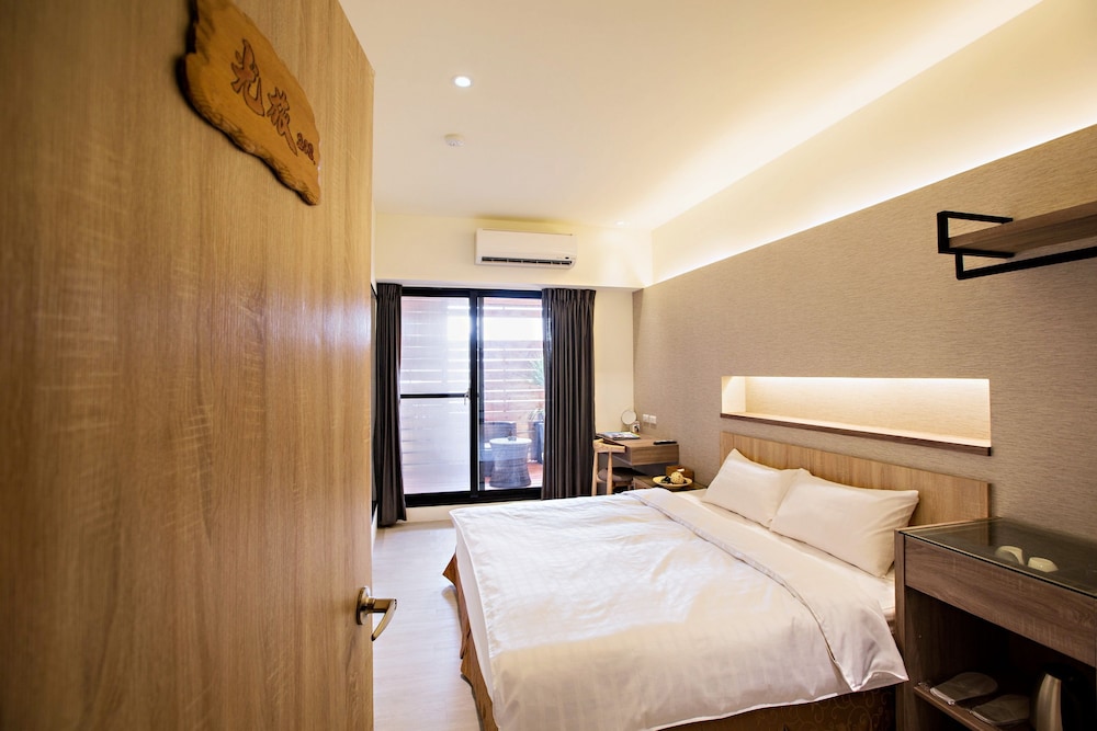 Traveller-Inn Zhongzheng Library 16/60