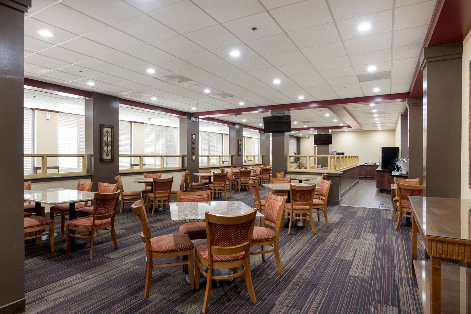 Clarion Hotel Detroit Metro Airport 40/49