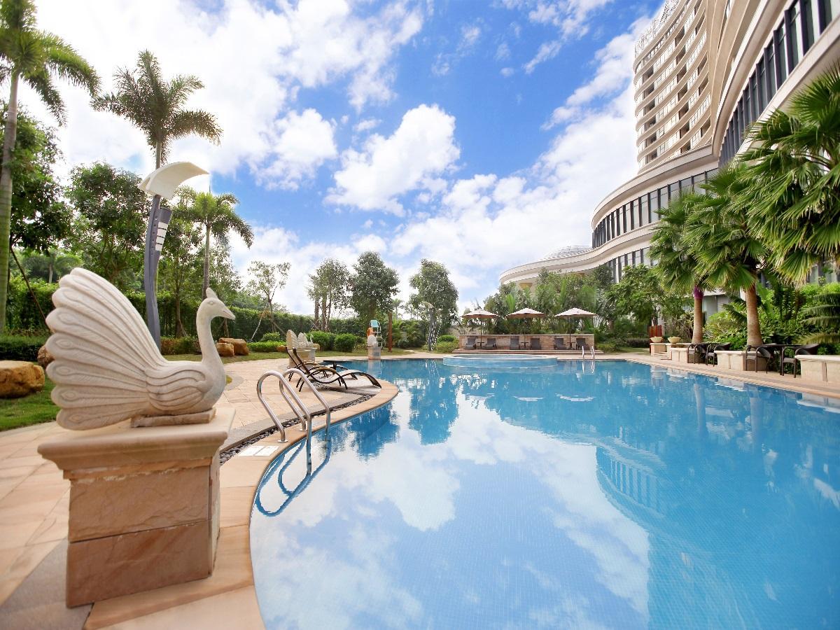 Golden Shining New Century Grand Hotel Beihai 44/49