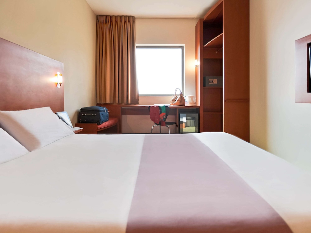 Ibis Hotel Amman 15/72
