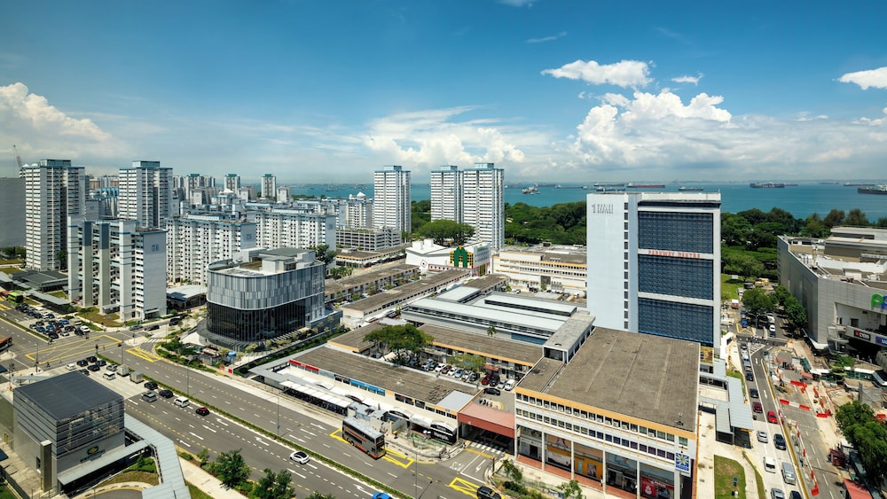 Grand Mercure Singapore Roxy 63/66