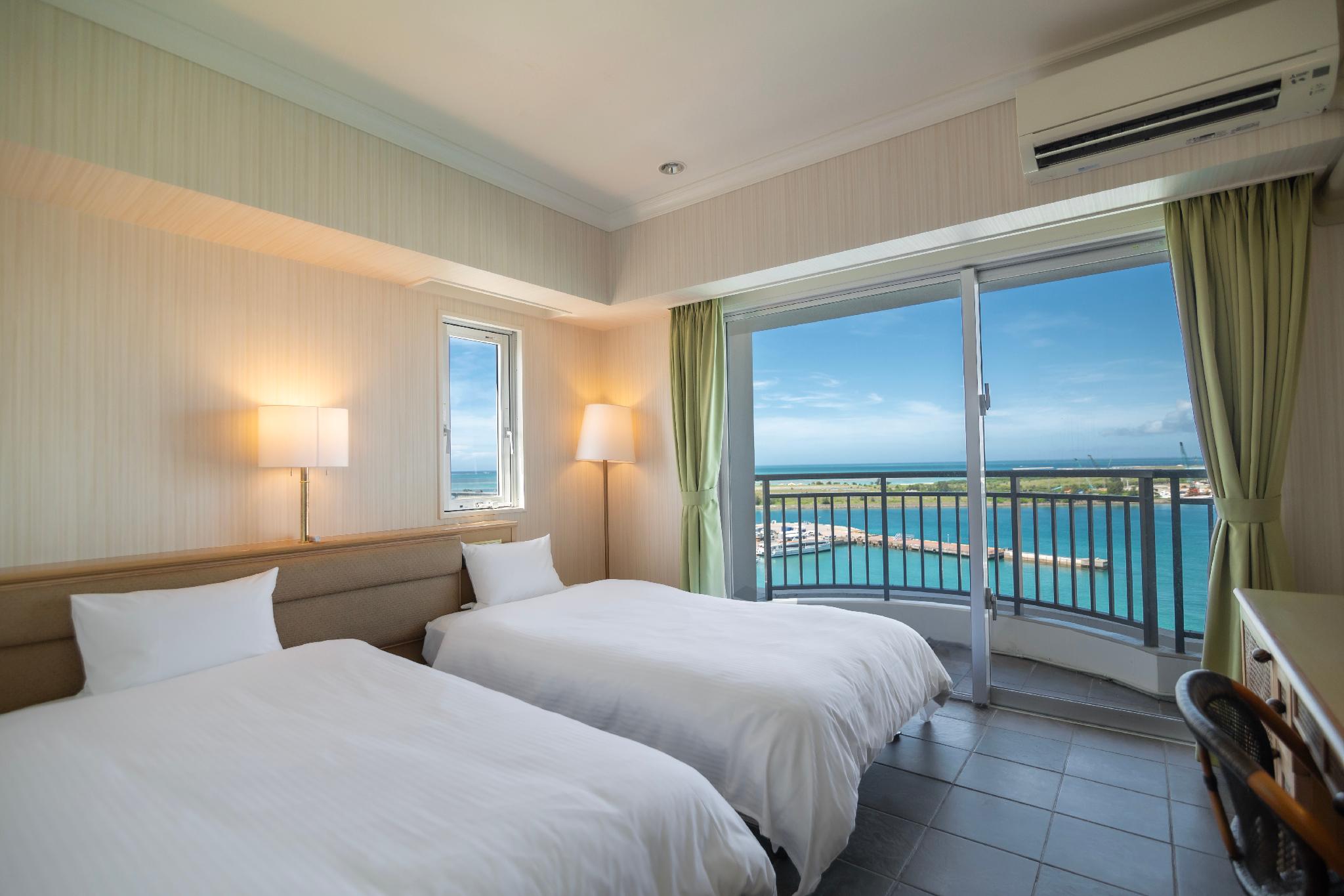 Junior, Twin Beds, Side Ocean View, Terrace