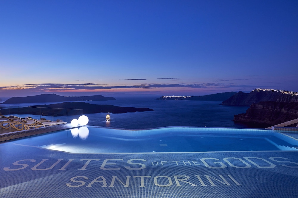 Suites of the Gods Cave Spa Hotel 36/50