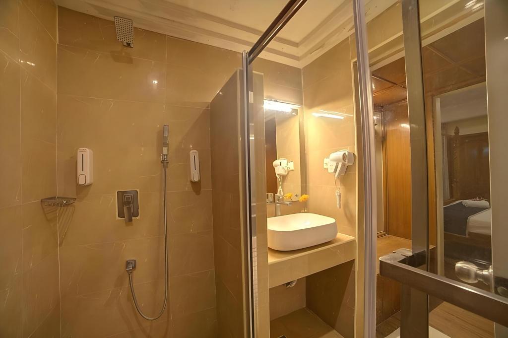 دوبلكس بسرير كوين، Ilara Hotel And Spa 4/5
