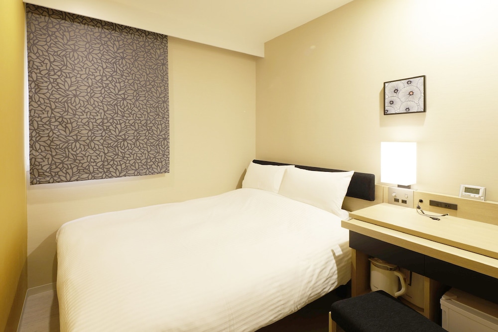 غرفة متصلة بسرير مزدوج وسريرين منفصلين، Hotel Nihonbashi Saibo 4/5