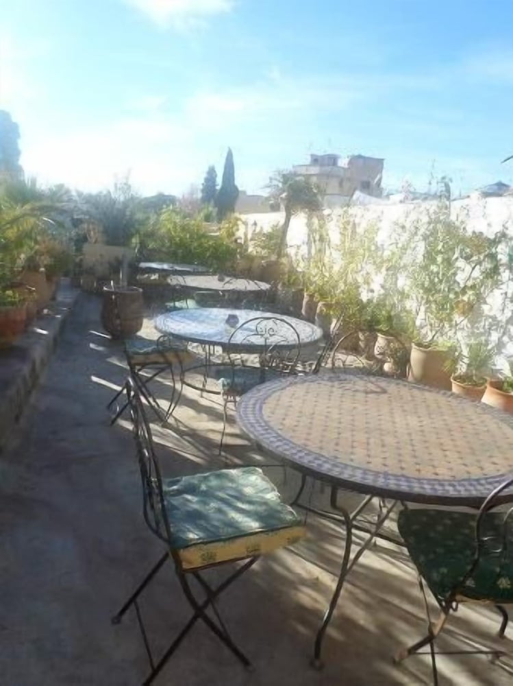 Riad Al Bartal 30/50