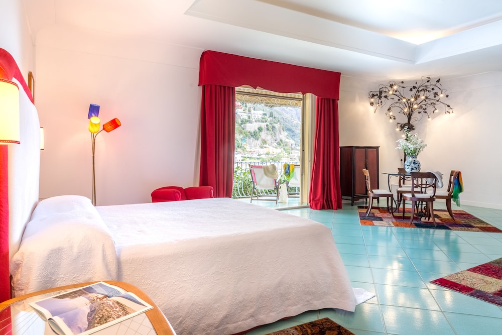 Poseidon Hotel 28/55