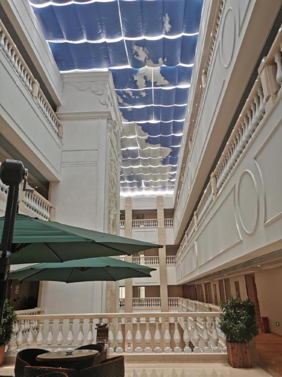 Vienna Hotel (Foshan Wenhua North Road) 3/56