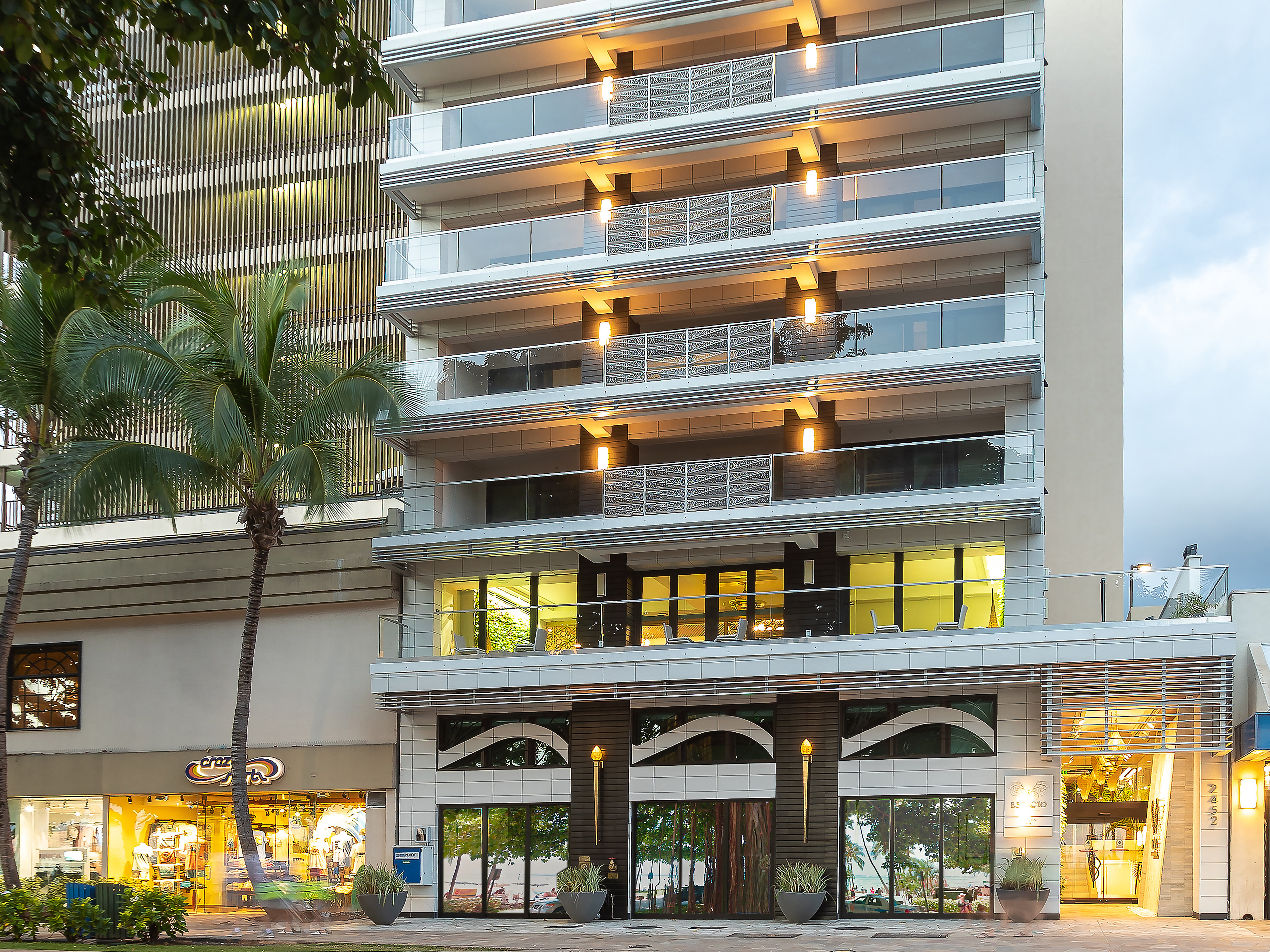 Espacio The Jewel Of Waikiki 2/64