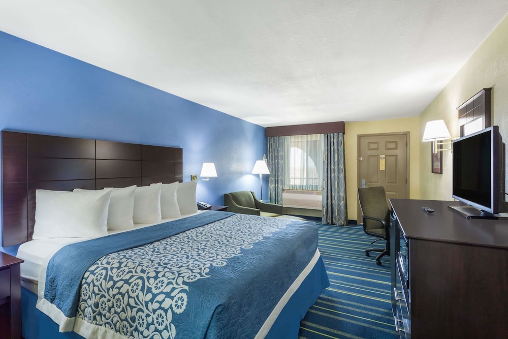 Days Inn By Wyndham Holbrook 19/45