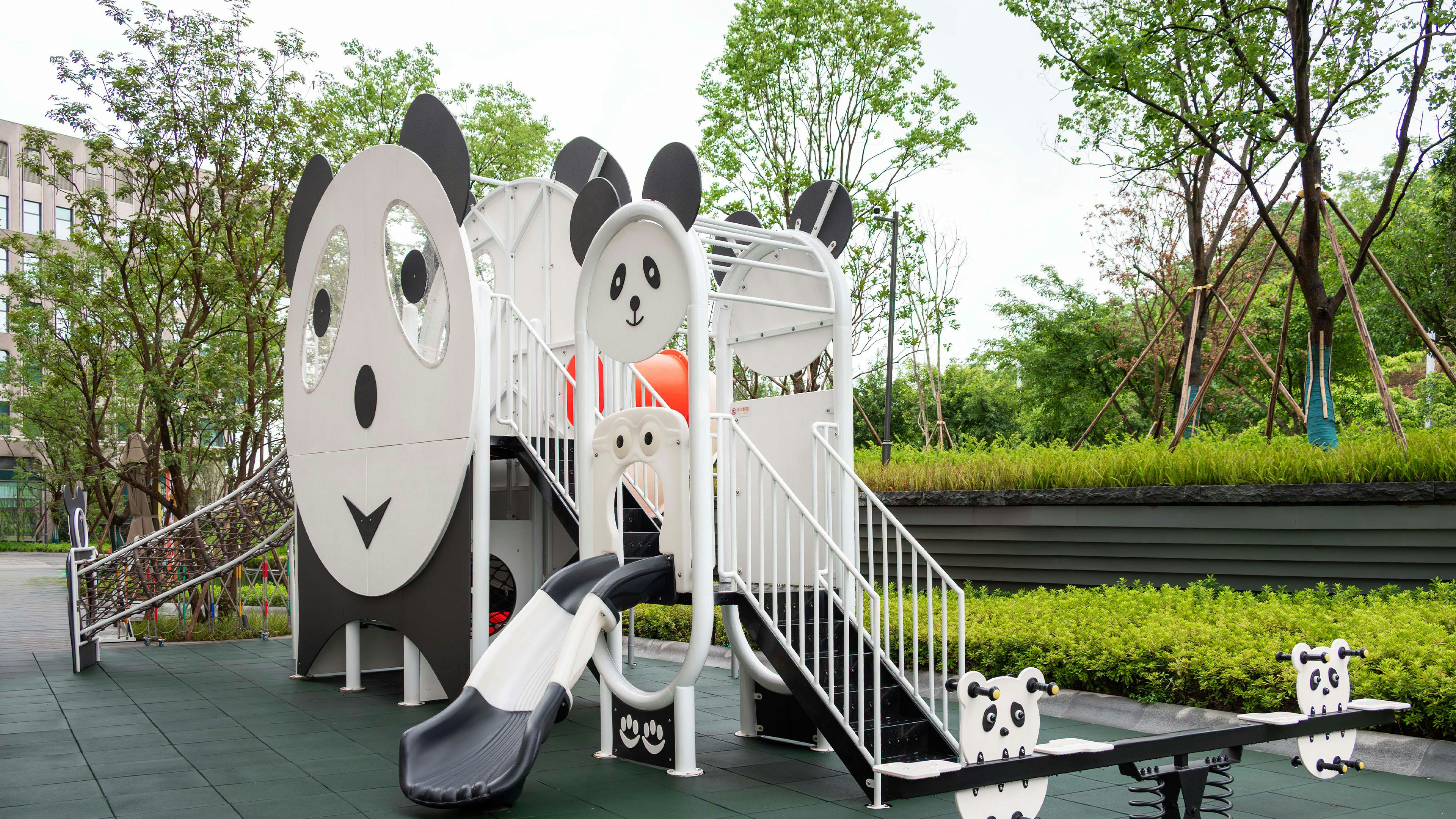Holiday Inn Chongqing Science Hall Hotel 26/50