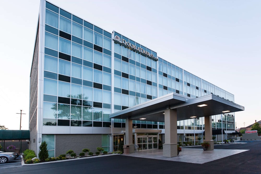DoubleTree by Hilton Hotel Newark Ohio 1/65