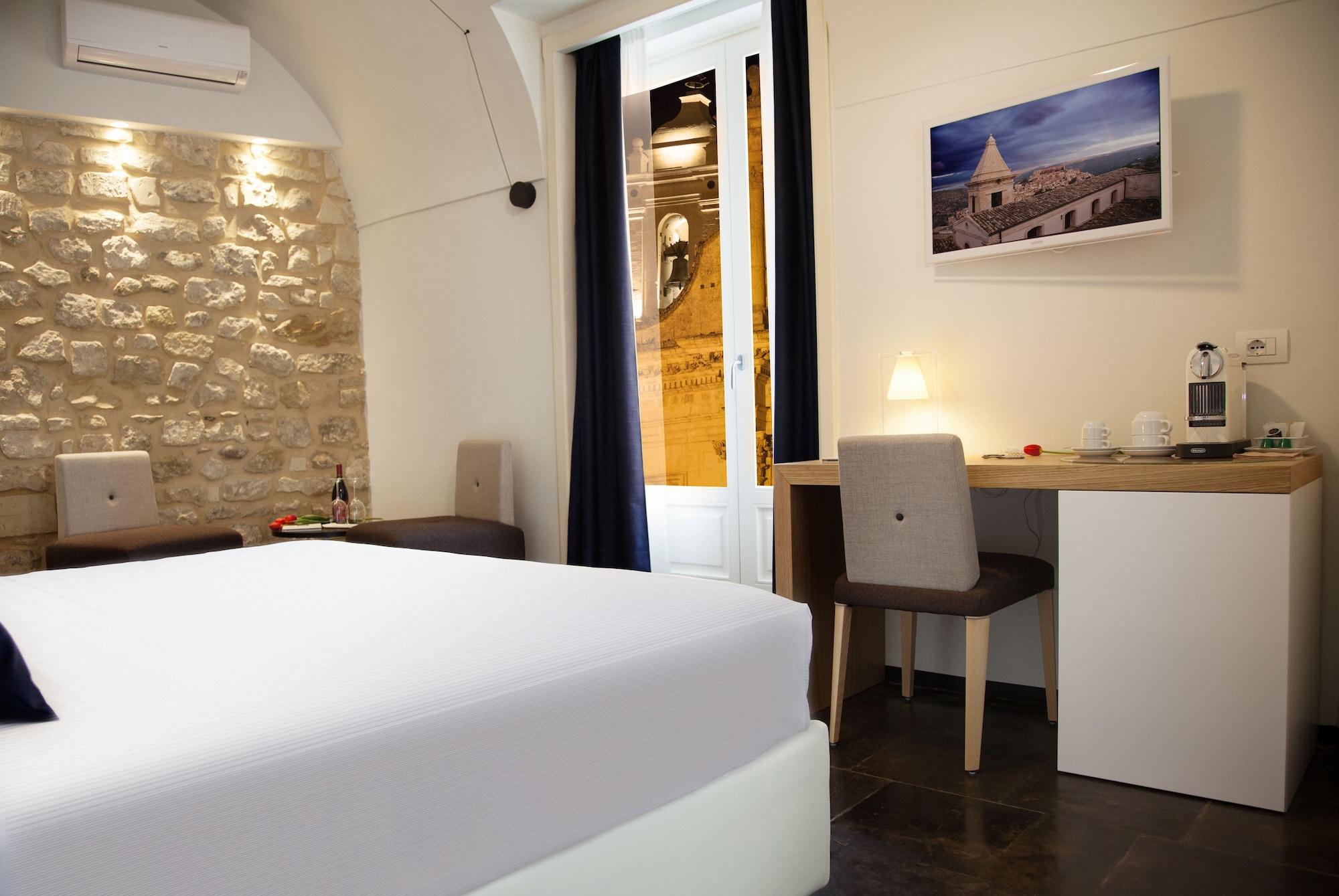 جناح جونيور بشرفة، Iblaresort 3/10