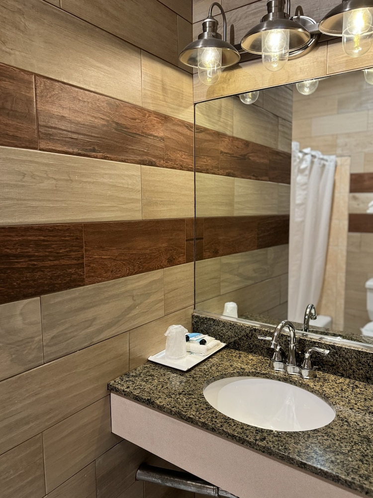 Garden Suite Hotel 55/56