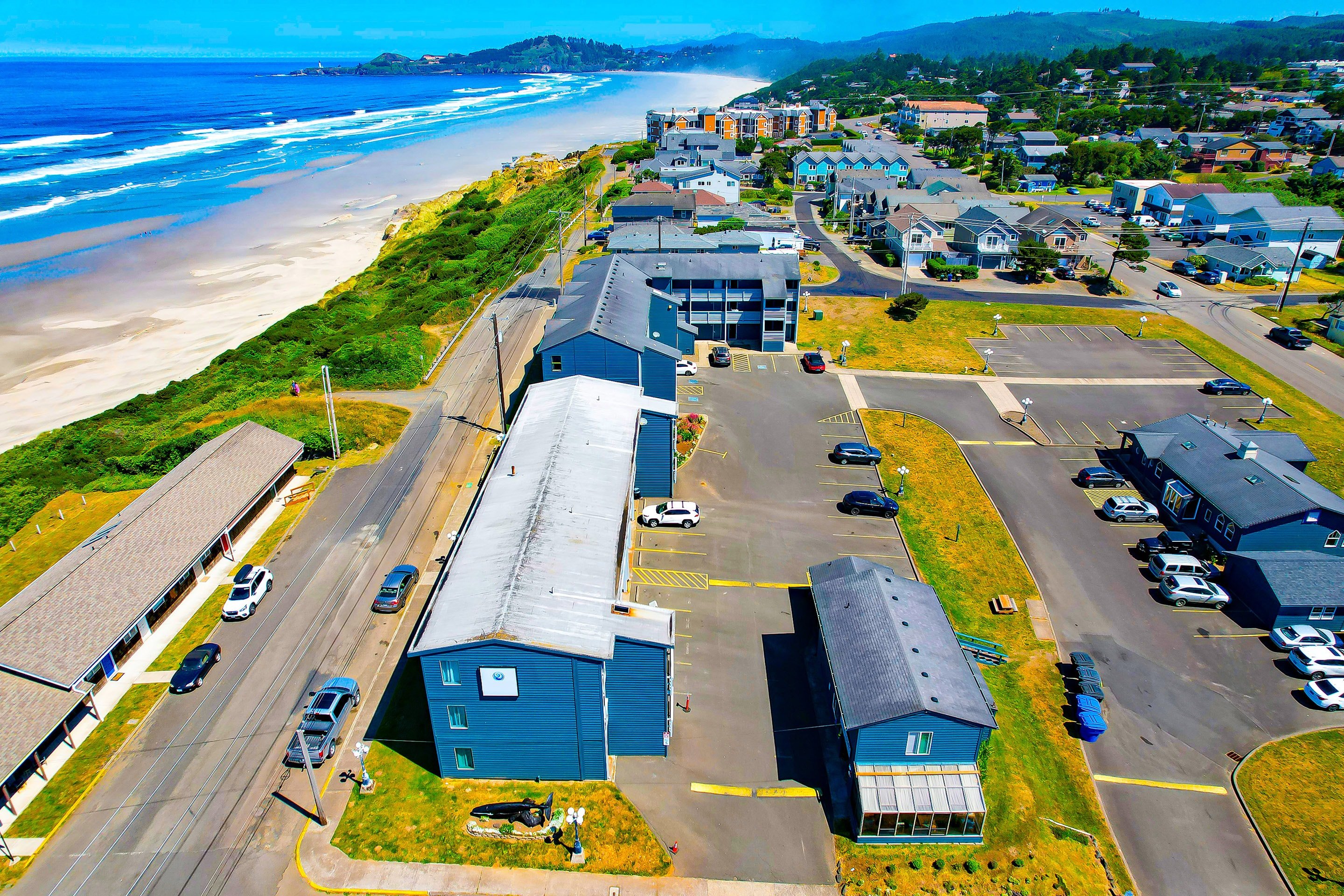 Waves Hotel NYE Beach - Newport OR 44/52