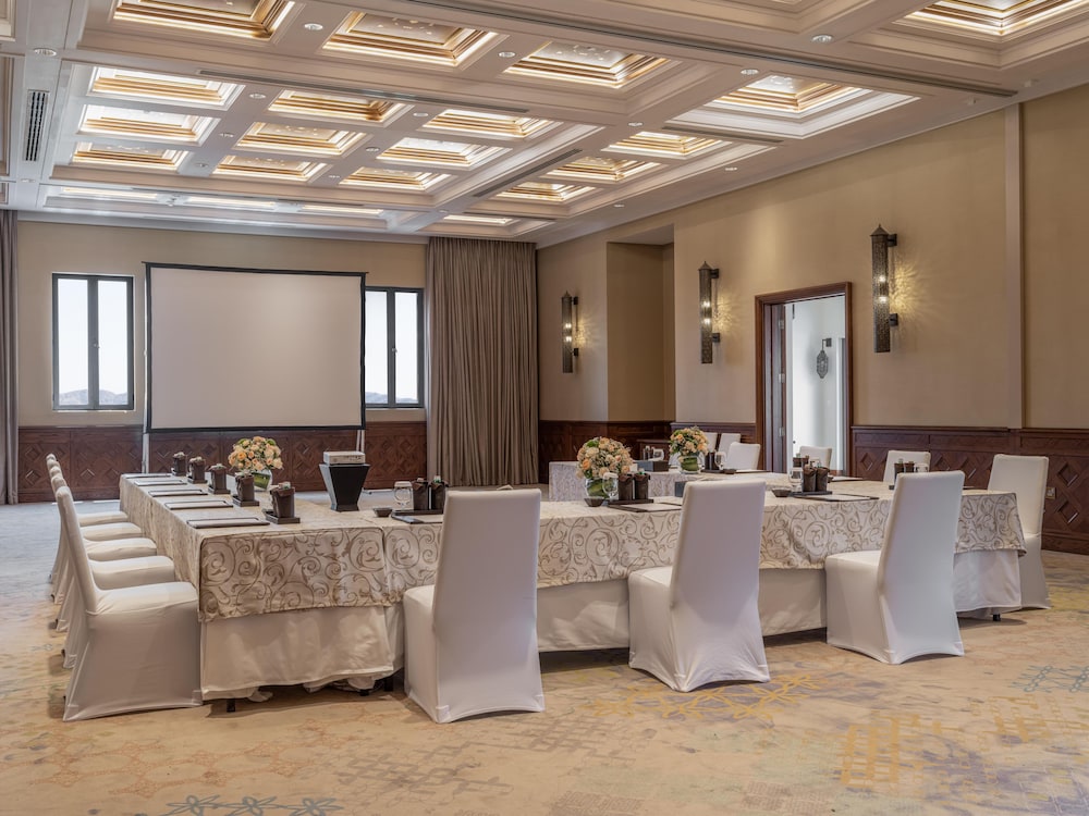 Anantara Al Jabal Al Akhdar Resort 72/80