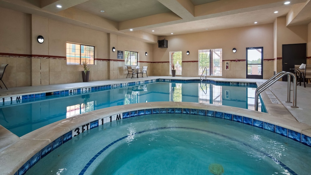Best Western Plus Mansfield Inn & Suites 19/34