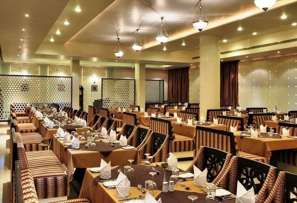 INDER RESIDENCY 43/58