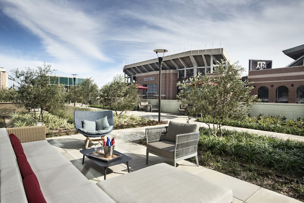 Texas A&M Hotel And Conference Center 57/63