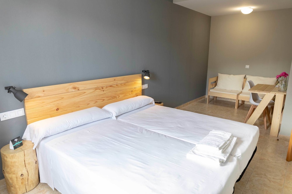 Albergue Alda Estella Hostel 17/61