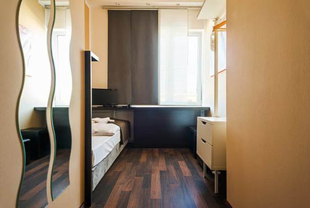 Apple City Hotel 20/33