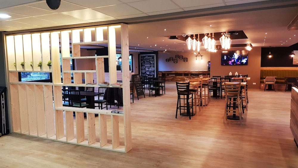 Euro Hotel Paris Creteil 33/36