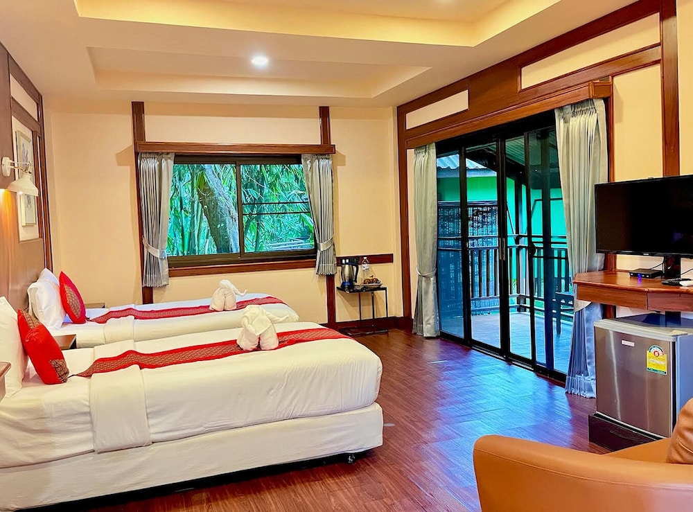 Khao Sok River Lodge 6/50
