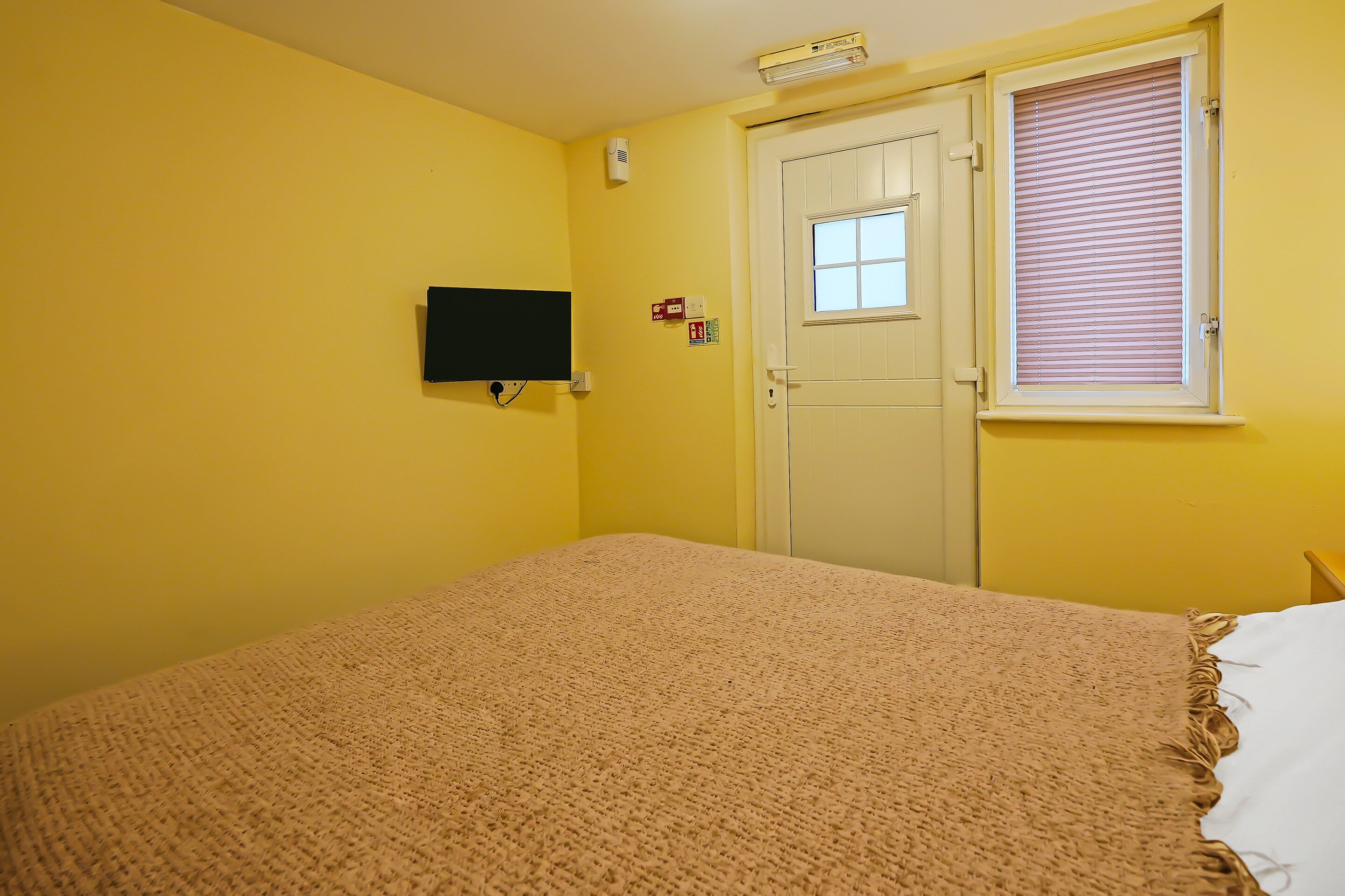 غرفة قياسية بسرير مزدوج، OYO The White Horse, Ripon North Yorkshire 5/7