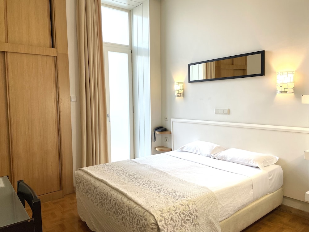 غرفة سوبيريور بسرير مزدوج أو سريرين منفصلين، Universal Hotel 2/10