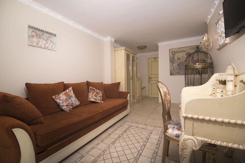 Parthenon Art Hotel 27/50