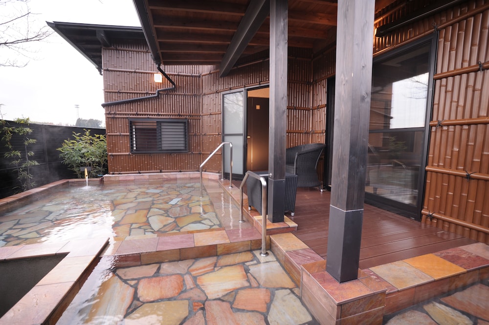 Hirayama Onsen Ueda-ya 18/32