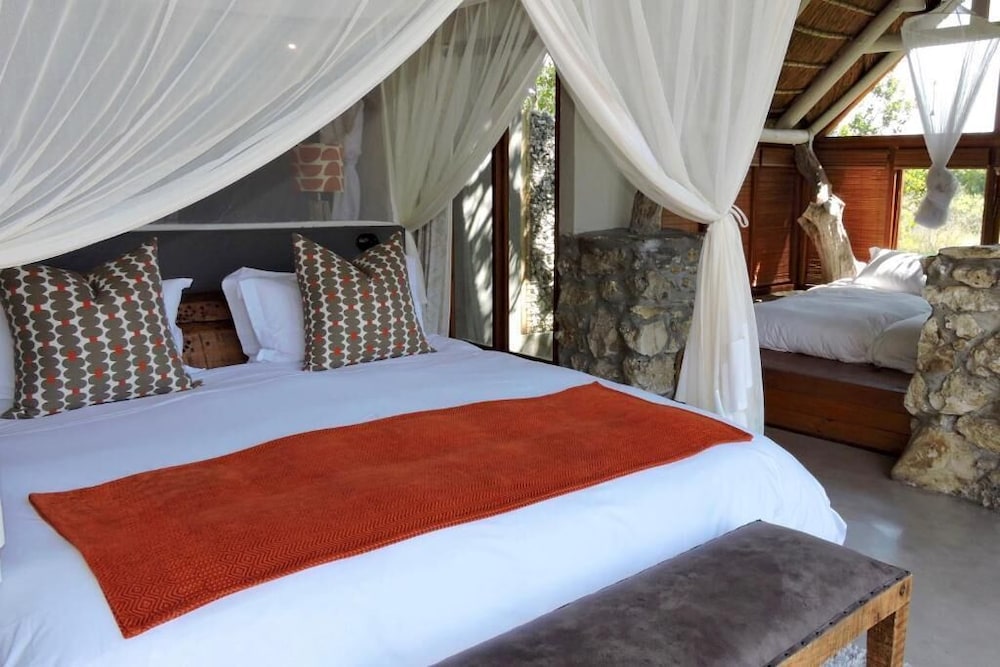 MOSAIC Lagoon Lodge 3/50