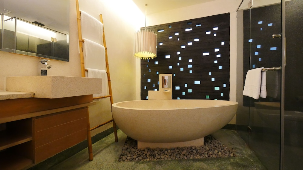 Cyberview Resort And Spa 66/66