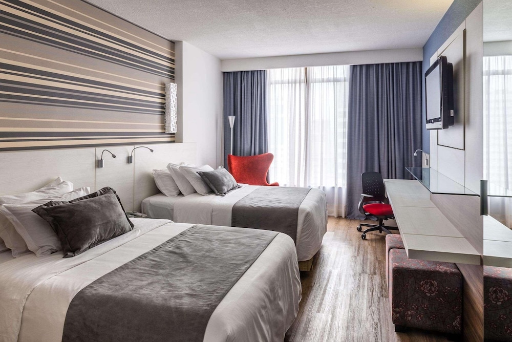 SUPERIOR, TWIN BEDS