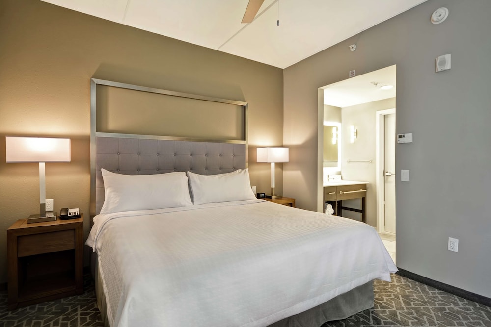 HOMEWOOD SUITES BY HILTON RALEIGH CARY I-40 17/52