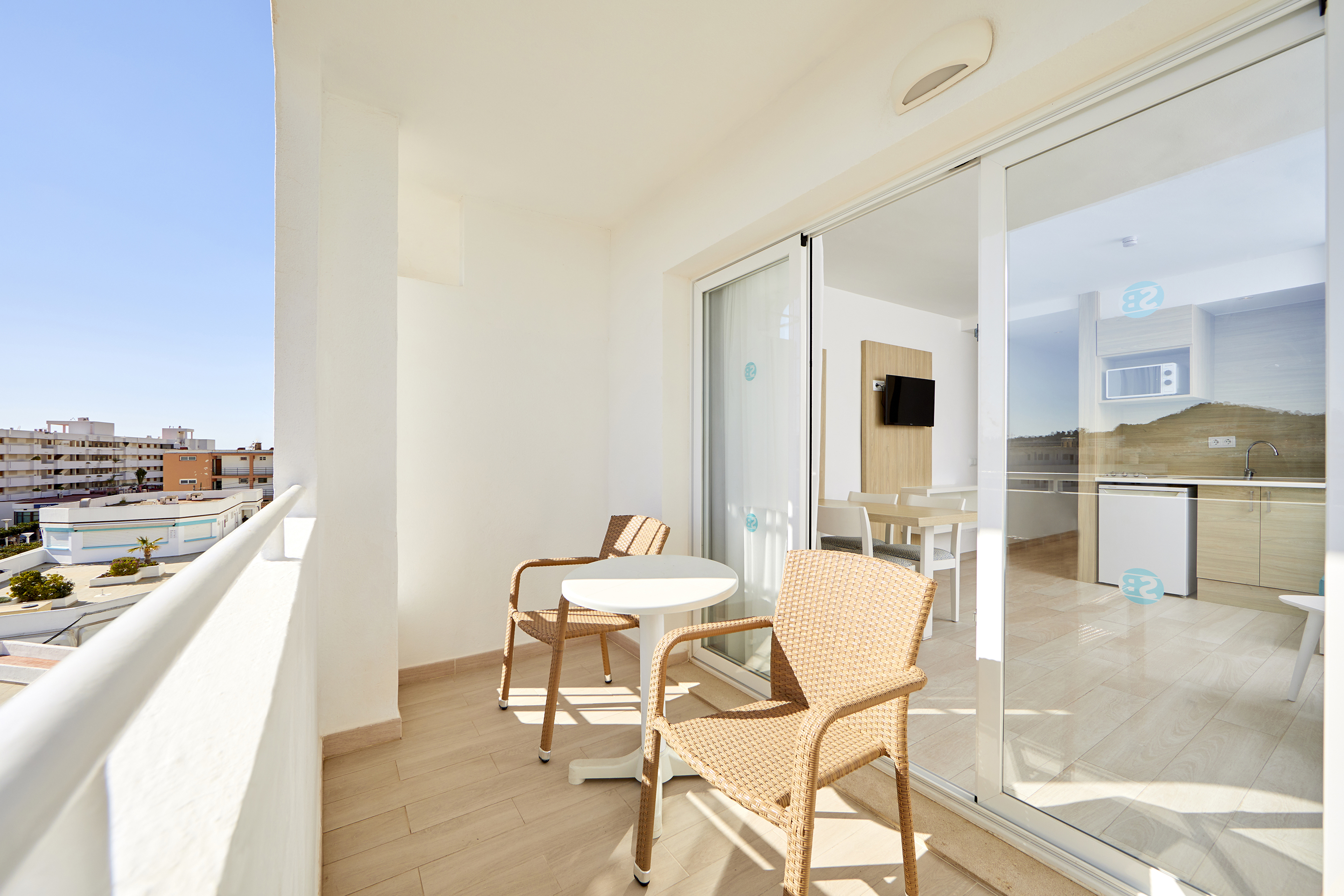 Sun Beach Apartments 37/51