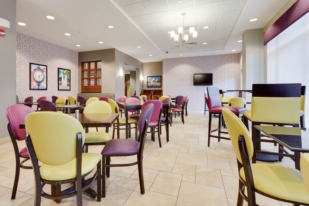 Drury Inn and Suites Middletown Franklin 28/35