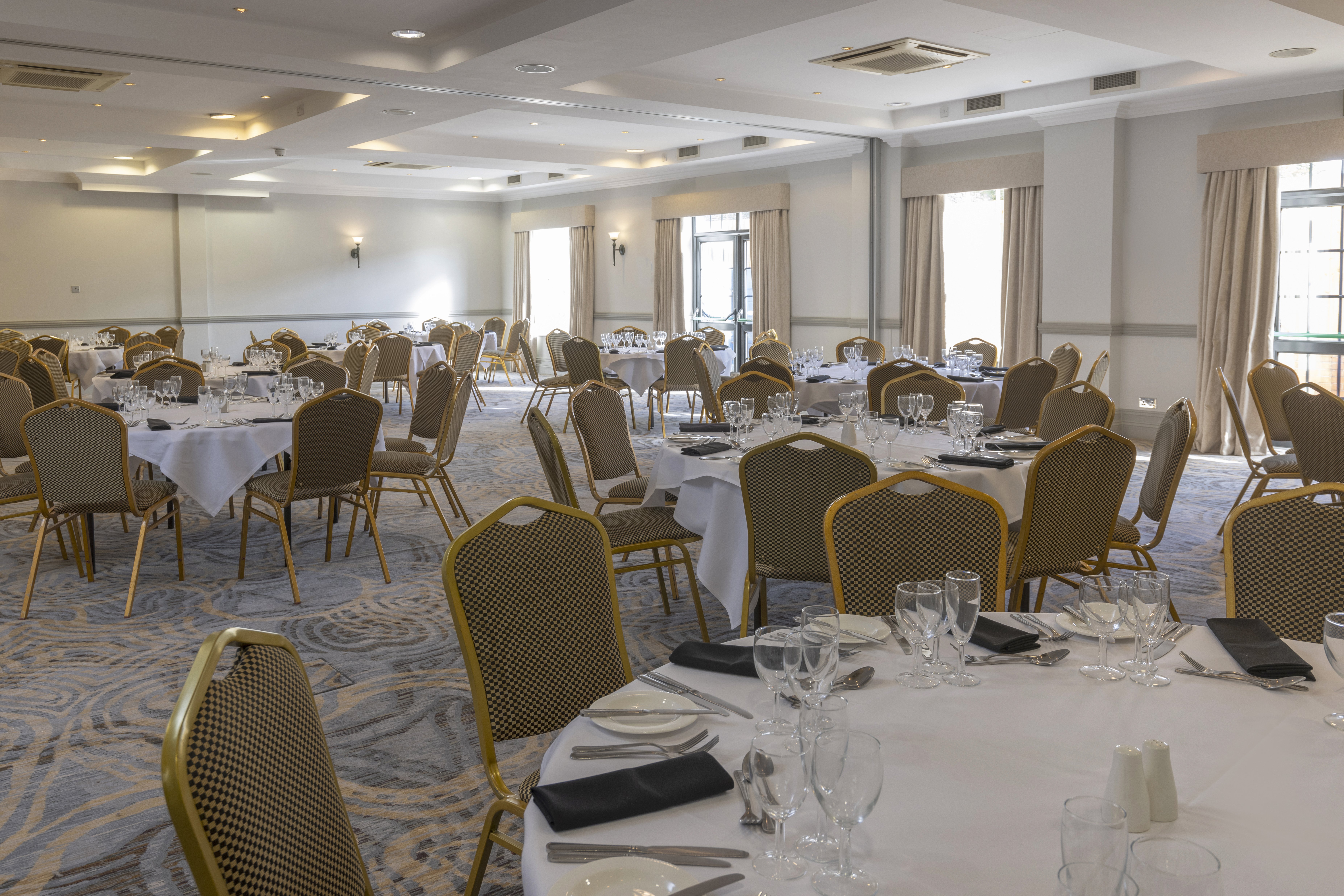 Yew Lodge Hotel East Midlands Airport 73/79