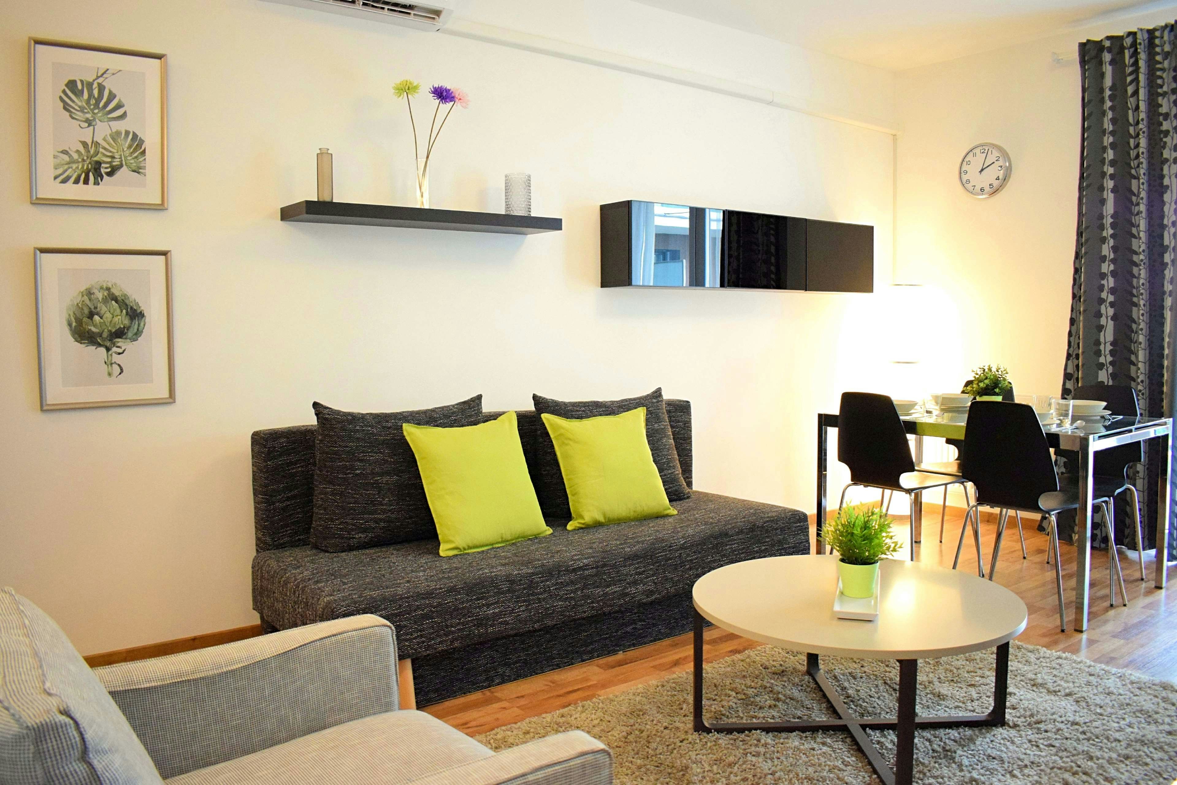 CORVIN CENTER SUITES 44/87