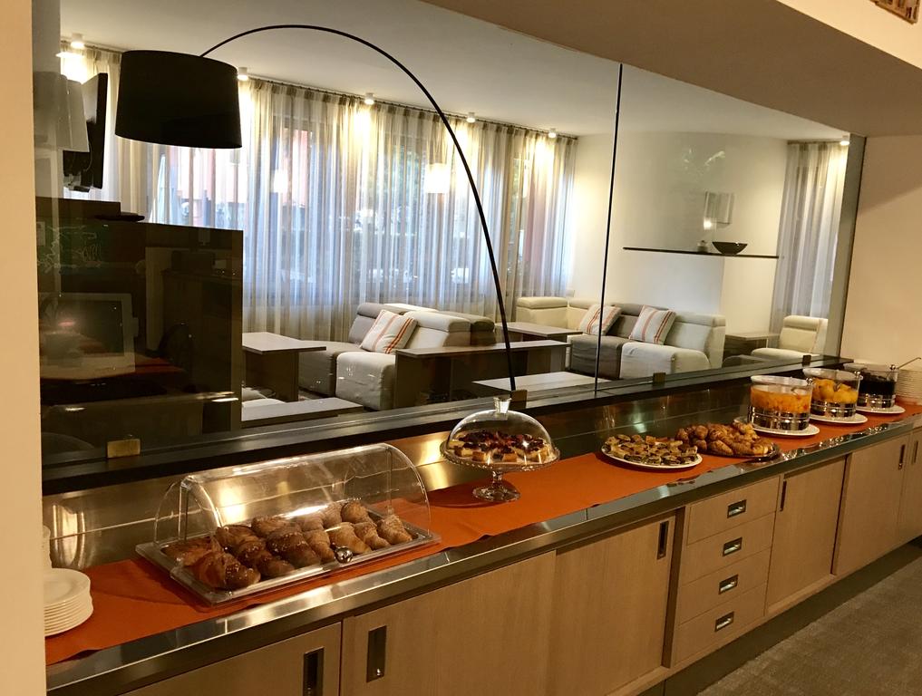 Hotel Palme 18/25
