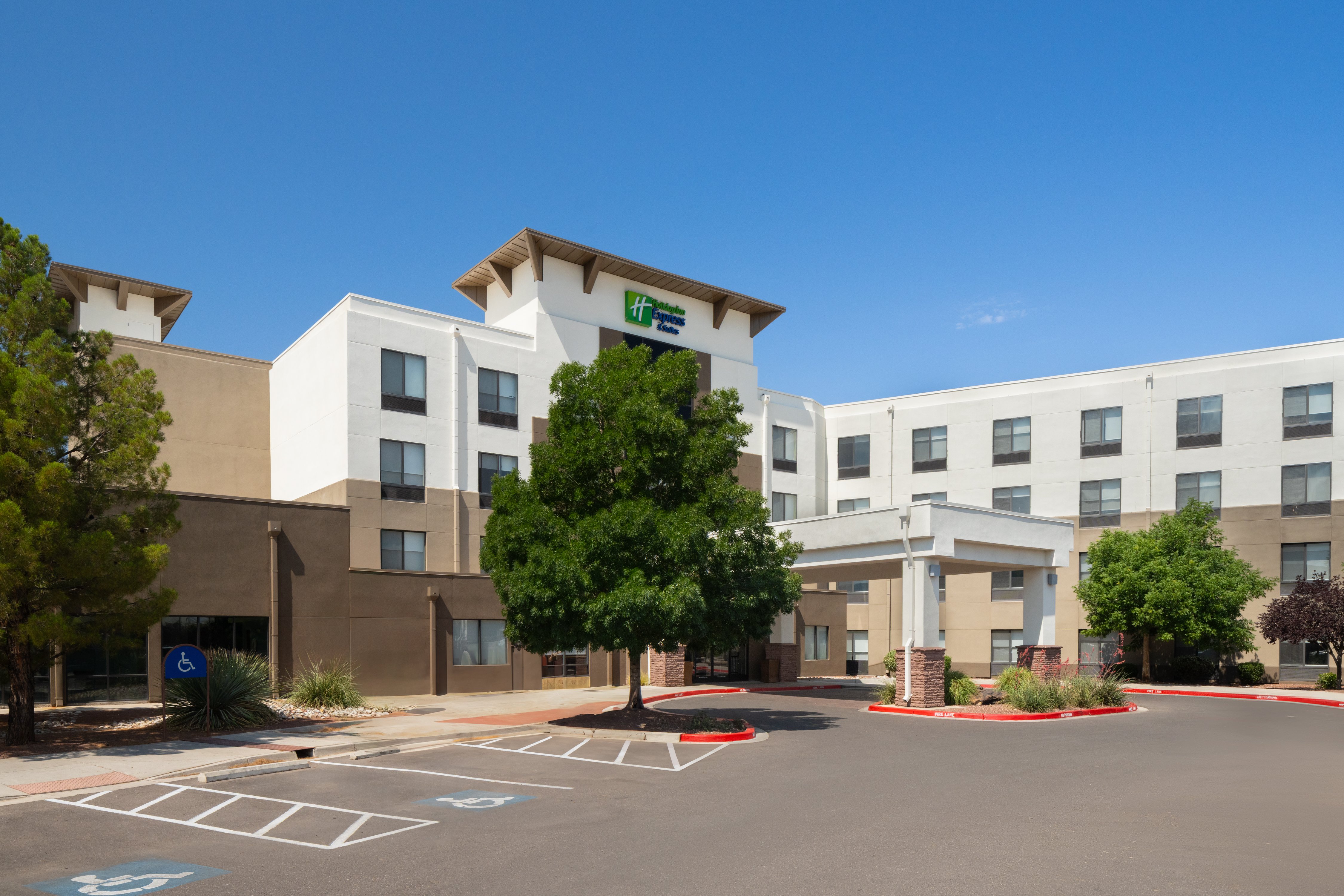 Holiday Inn Express Hotel and Suites Albuquerque Historic Old Town 61/73