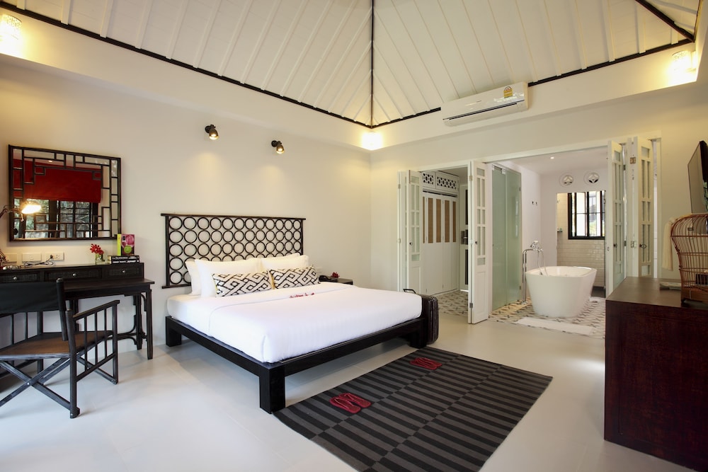 Moracea By Khao Lak Resort 11/50