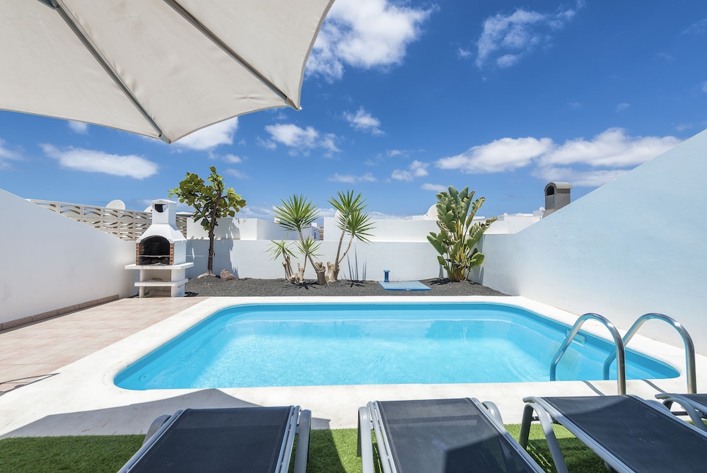 Villas Puerto Rubicon 56/71