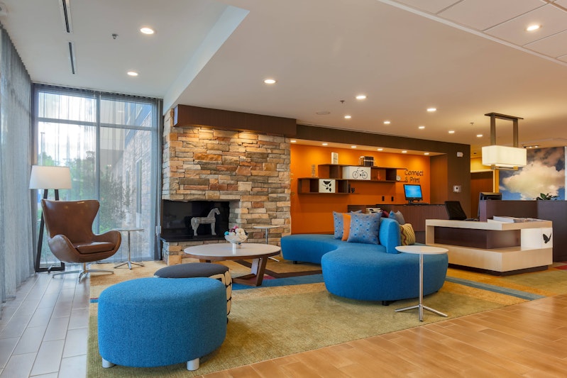 FAIRFIELD INN & SUITES ALEXANDRIA 11/15