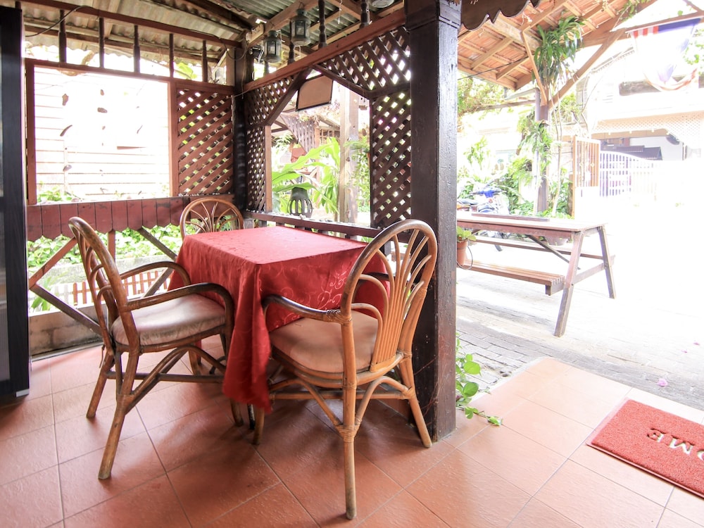 Hotel O Ombak Inn Chalet 25/27